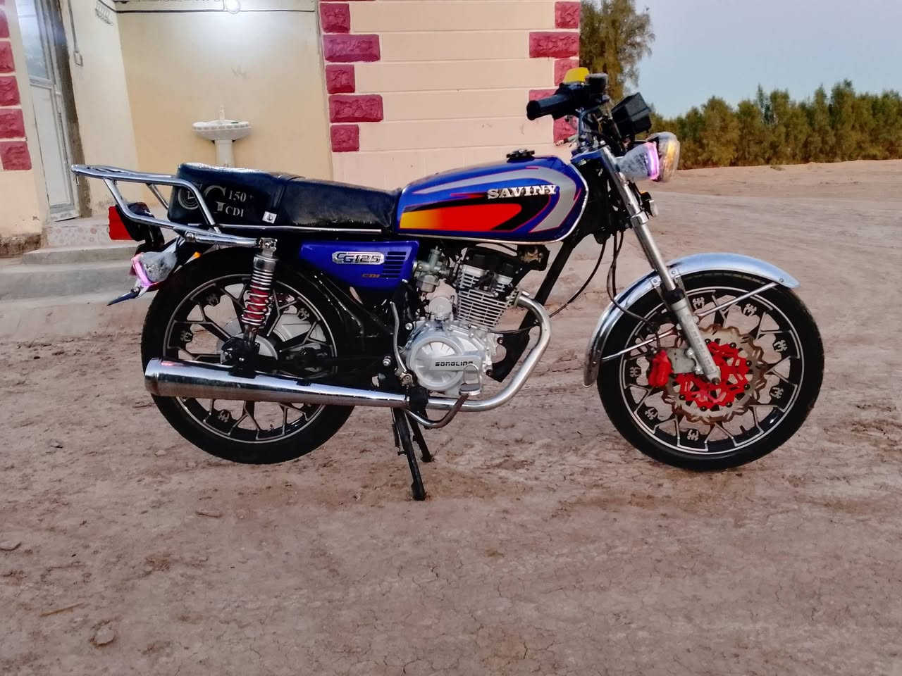 السلام عليكم دراجات سيفانه موديل 2024دراجه كارتون وراق سكنر محرك مامفتوح تخم تاير جديد كهربائيّات كلهى شغاله شاشه كتروني دراجه جديده السعر 700بيهى مجال بصيط العنوان بابل رقم الهاتف  ‏‪***********‬‏
