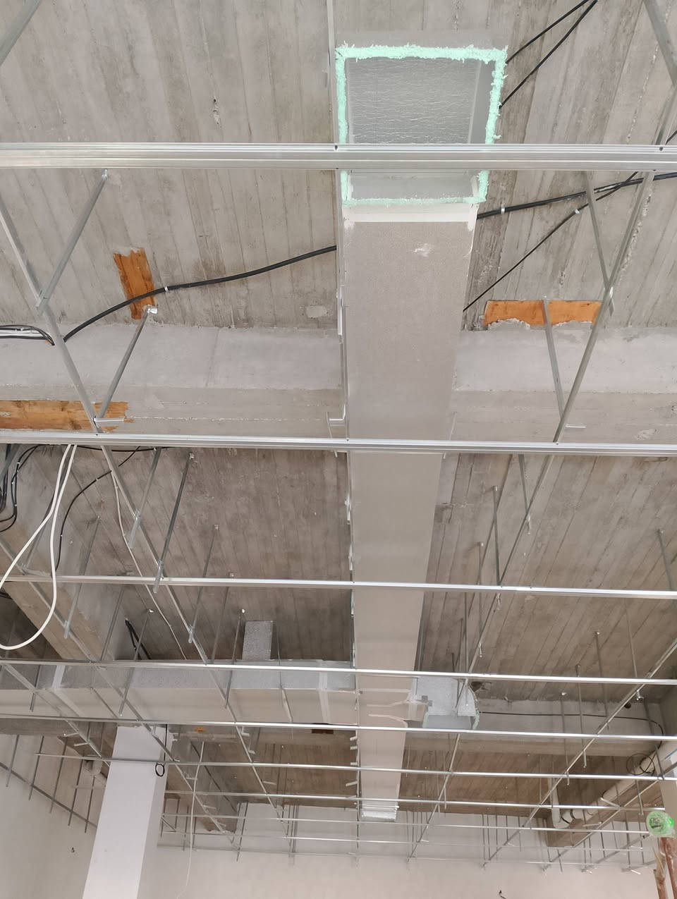 سلام علیکم ورحمة الله وبركاته
یوجد لدینا انواع و اشکال دکت فوم اماراتي بسعر مناسب 
عنوان/طوز خورماتوو  جمهوریة سایتین حەمە قلای قرب معهد سمارت
  1-شرط ضمان 100%
  2-مسٶلین علی كل الخلل 
 3-نوعیة الفوم ٳماراتي
 
 بادارە/ وستا علي
رقم موبایل/ ***********
