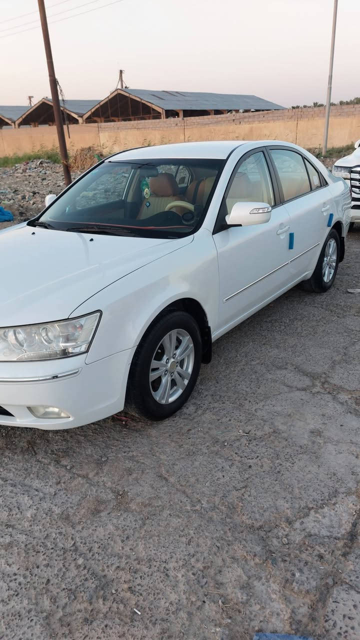 السلام عليكم
سوناتا 2009 محرك 2400 مواصفات معروفة مكفولة ماعدا 3قطع صبغ بدون اي ضرر اثر خدوش الاستفسار اكثر *********** السعر 125 ومجال قليل
