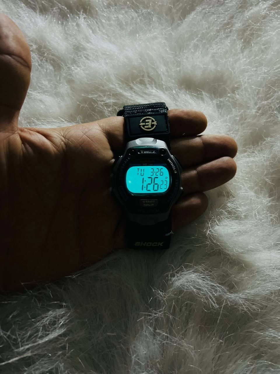 السلام عليكم
ساعه تايمكس باله امريكي اصلي نضافه تامه 
منفذ للتاريخ 
اليومي شهري 
اضاءه لد داخلي 
ظغط مي 100m 
لايت جرس منبه 
سعر الساعه 50 ألف 
يوجد توصيل


**إذا كنت صاحب هذا الإعلان وتريد حذفه لأي سبب، رجاءا أرسل رسالة إلى الدعم الفني**