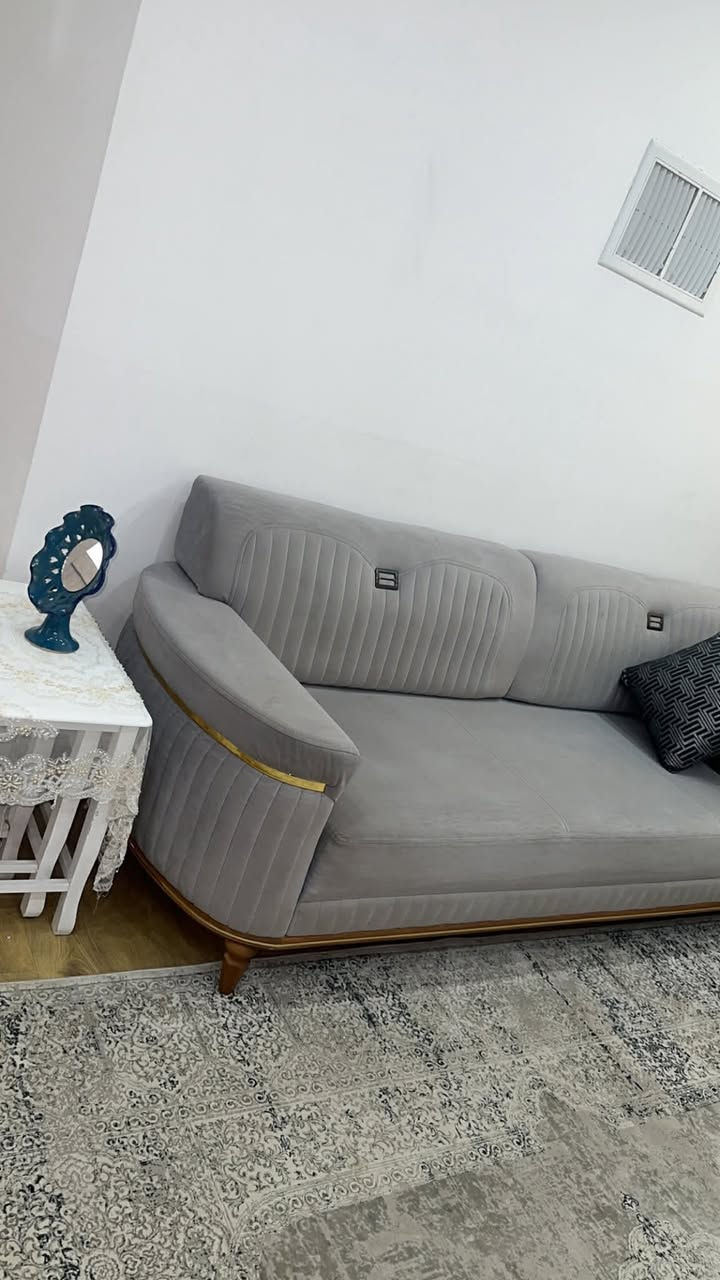 قەنەفەی تورکی بۆ فرۆشتن تەپلەو گۆشەو سەرچەفی لەگەلە لەهەولێرە نرخی650


**إذا كنت صاحب هذا الإعلان وتريد حذفه لأي سبب، رجاءا أرسل رسالة إلى الدعم الفني**