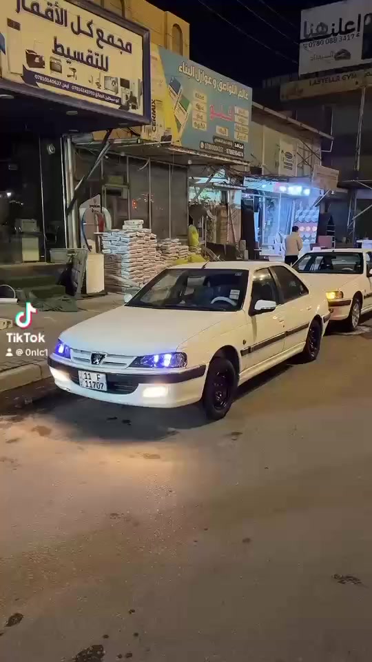 سلام عليكم بيجو بارص 2015 رقم بغداد السياره بيها بس باب الصدر مبدل السياره جهزه من كل النواحي ما يحتاجلها صرف. كير وكينه خير من الله عنوان السياره بغداد سعر ٥٧ وبيها مجال ***********
