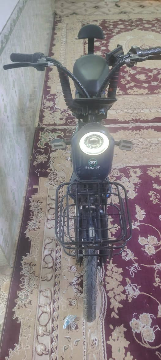 سلام عليكم دراجه شحن نضافه 95% مكفوله من كل شي تشغيل بصمه وسويج بطاريات جديدات قفل بالتاير الوره سويج للاستفسار ***********
