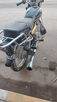 تايكر للبيع موديل ٢٤ دراجه كلش نضيفه شغاله مابيها نقوصات السعر ٤٥٠ وبي...