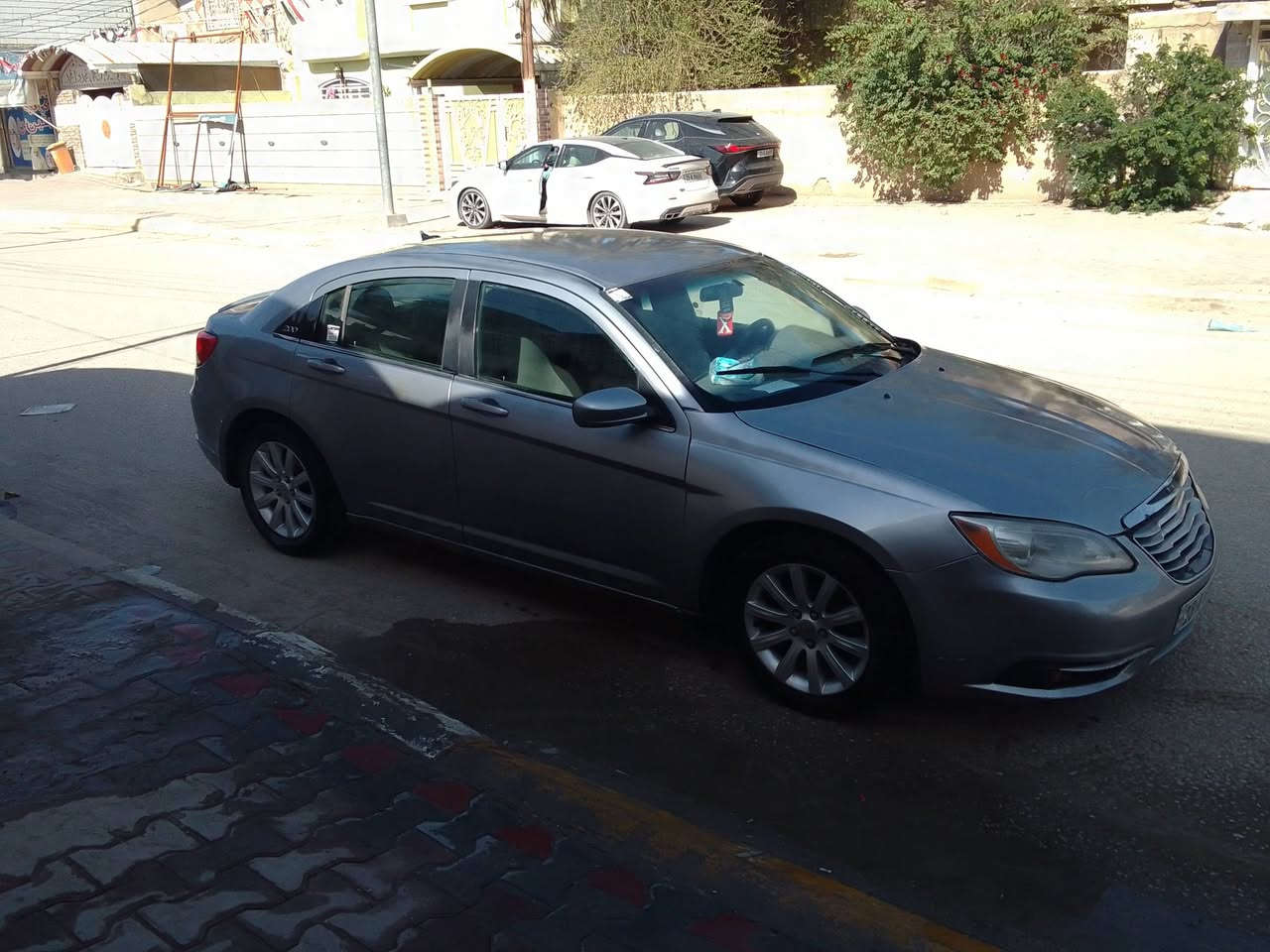 سيارة سي ٢٠٠ موديل ١٣ محرك ٢٤٠٠ محرك كير مكفولات حدادية زينة حادثها جاملغ الامام جهة السائق فقط بدون دواخل  مكانها كربلاء الهندية . رقم بابل  
***********
