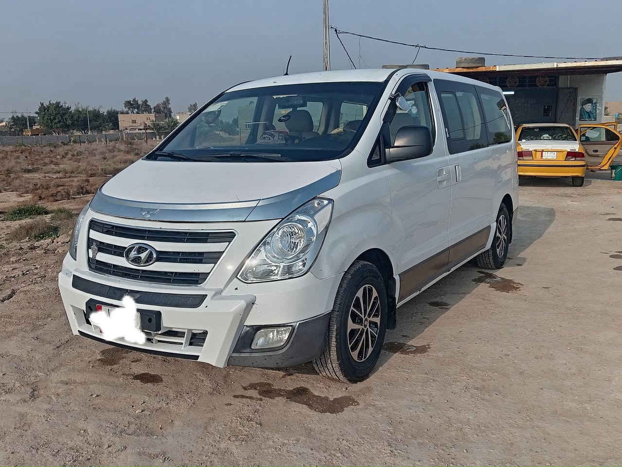 سلام عليكم ستاركس مفتوح موديل(13) سياره مكفوله من تبديل او ضربه تخم تاير ويلا حداديه اماميه خلفيه دواخل جديده سياره جاهزه مصفره من كلشي نضيفه سياره السعر ($175) بيه مجال  لاستفسار اتصال (***********) دلل
