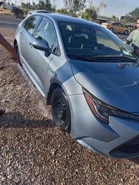 كورلا هايبرد ٢٠٢٠ امريكي حادث قبق جنطه فقط لون بحري سياره نظيفه باسمي ...