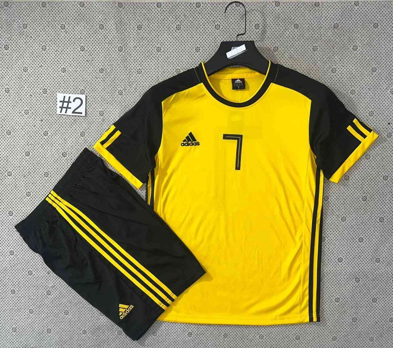 دريس وشورت رجالي شبابي ماركه درجه اولى شرط الفحص
سعر 12 قطعه 70

سعر 24 قطعه 140

سعر 6 قطع 35

سعر 8 قطع 50

توصيل موجود جميع المحافظات

للحجز خاص او واتساب ***********
