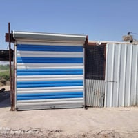 كشك للبيع. 5×4 حديد ثقيل تغليف سندويچ + كبنكات 2. لعنوان ديالئ الخالص ...
