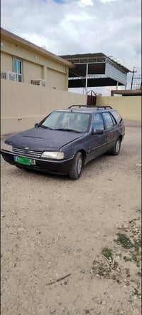 بيچو 405 • ١٩٩٢ • رقم اخضر