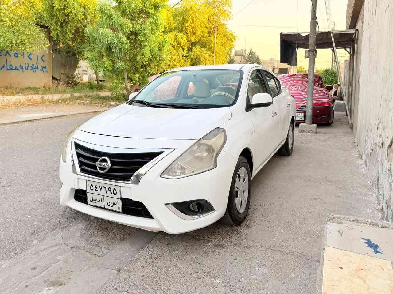 نیسان صنی مودیل 2019خەلیجی
گێرتوماتیک یەدەنیکل دەبل گێچ 
ڤولیوم بلوتوز پشتی حساس 
یەک پارچەسبوغە ساردەکوتی هەیە
داخلی بەس سەرەبراکێت گرتیە
رسمی سونەرم داناوە
گێرومەکینەی بەشەرتە بێ عیبن
سەنەوی دوسال بەسەرجوە 
تحویل غرامەی بەشەرتە 
سعری 88وەرەقە مەجال 
ژم ***********شوێن هەولێر أربيل, العراق
