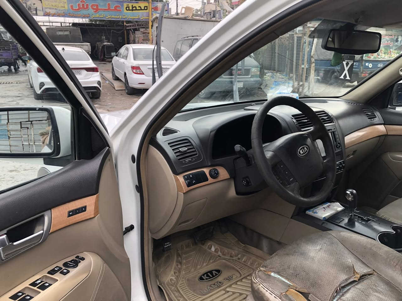 السلام عليكم
موهافي 2010 خليجي رقم بغداد
محرك 6 سلندر 3800

7 راكب

3 قطع تبريد

فتحه

كامره

شاشه

خزن ميموري

مري كهرباء

كراسي كهرباء سايق والصدر

الضرر الجهة الخلفية بارد عند قبق البانزين 

وصبغ دعامية امامية

ا

السعر 120 وبيها مجال 

للاتصال :- 0770835575


**إذا كنت صاحب هذا الإعلان وتريد حذفه لأي سبب، رجاءا أرسل رسالة إلى الدعم الفني**