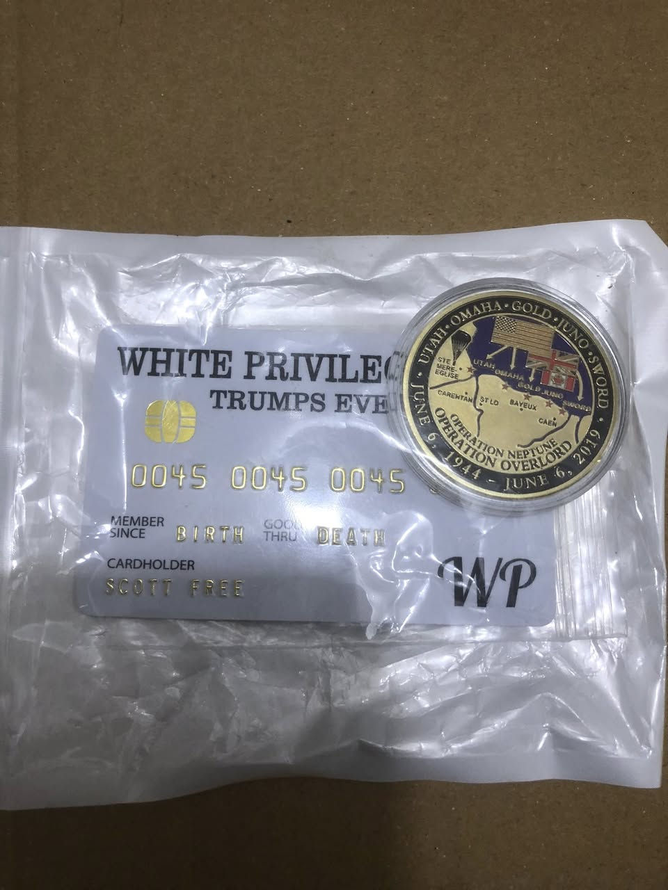 السلام عليكم .. هذن طلعن بالDHL البرازيلي اليفيدنه ينطينه بيهن سعر


**إذا كنت صاحب هذا الإعلان وتريد حذفه لأي سبب، رجاءا أرسل رسالة إلى الدعم الفني**