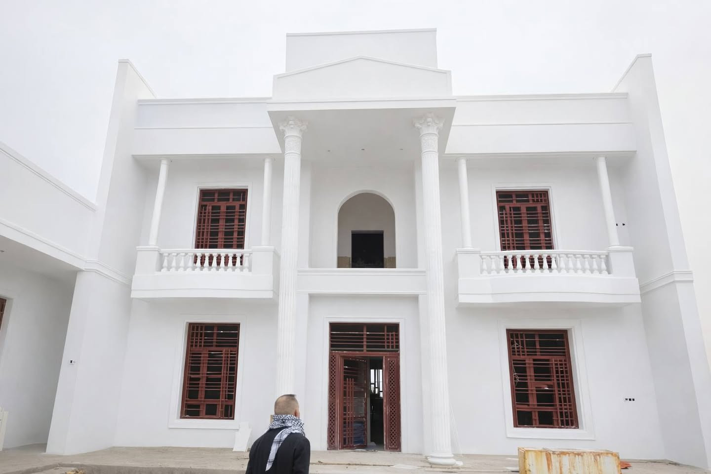 اخوان سلام عليكم يوجود كادر لبخ وصبغ داخل وخارج
توصل عل هذا الهاتف ***********

                (  اسال الله التوفيق الجميع  )
