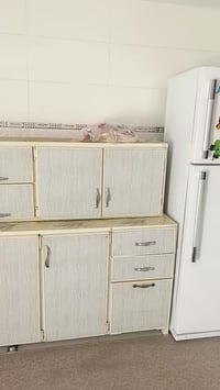 كونتر للبيع محل بحركه تلفون. 07502462825