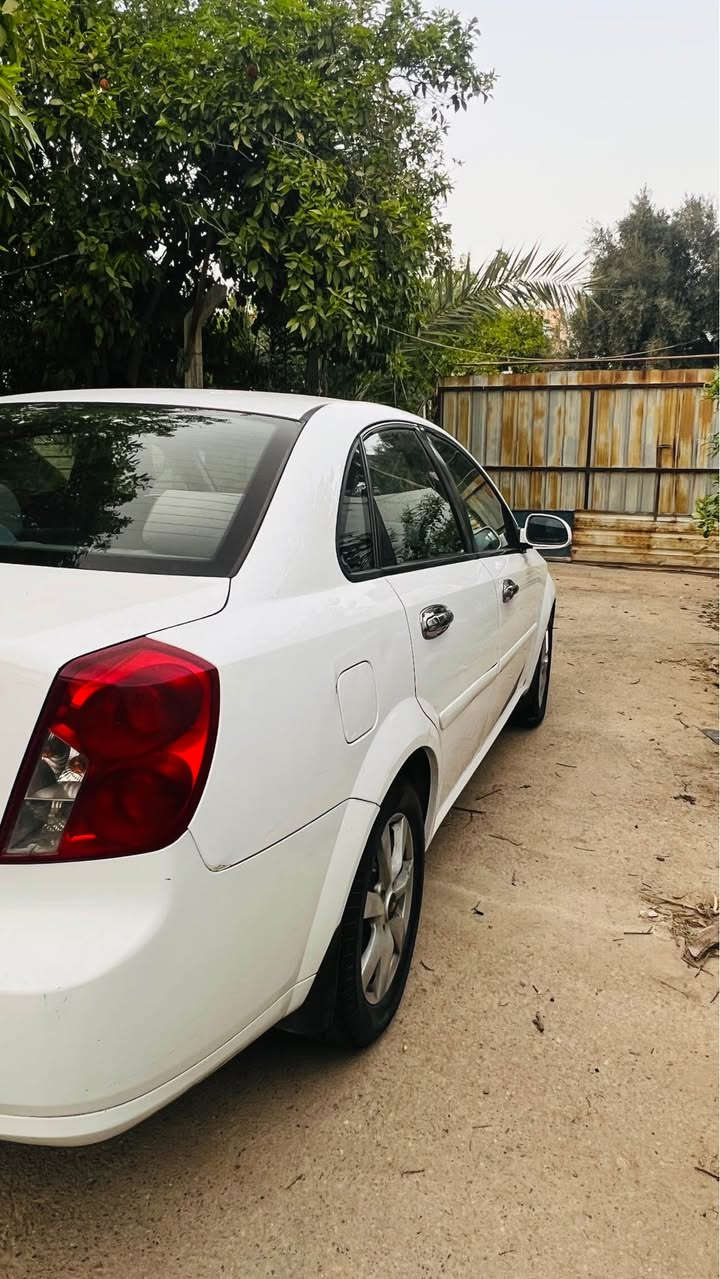 اوبترا 2009 كير اوتو جاهزة كير ومحرك تبريد تدفئة كلها شغالة بيها بنيد مبدل دواخلها نضيفة كشناتها حلوة شاشة وكامرة 
بيها اثر حالوب بالقمارة رقم بغداد تحويل مباشر 
السعر 65 مكانها الكاظمية او جسر المثنى
متواجد عالفيس بكل وقت بغداد, العراق


**إذا كنت صاحب هذا الإعلان وتريد حذفه لأي سبب، رجاءا أرسل رسالة إلى الدعم الفني**