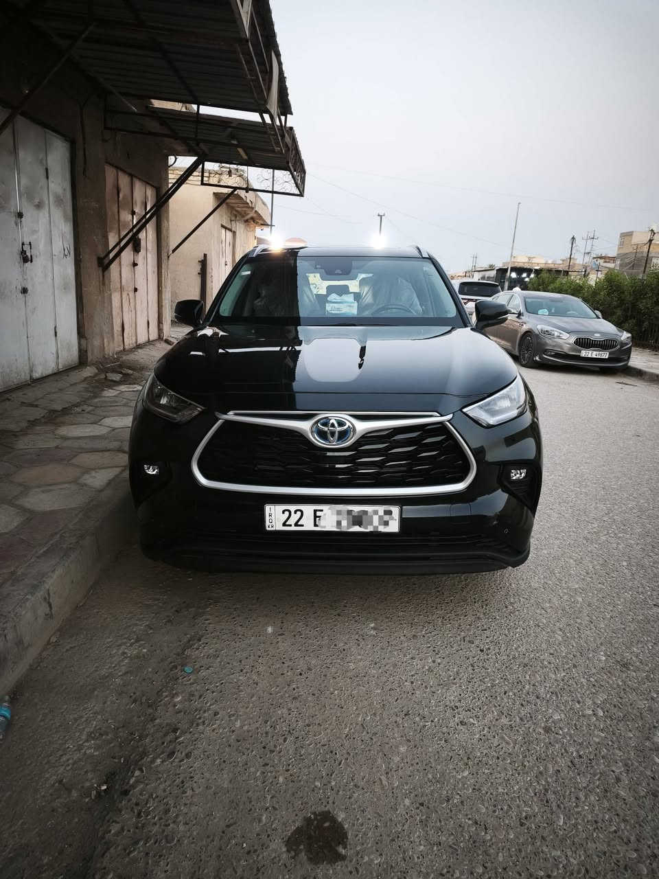 هايلاندر خليجي٢٠٢٣ هايبرد ماشية (33)الف كيلومتر  السيارة بعدها مشمولة بالصيانة محرك اربعة سلندر ٢٥٠٠ هجين كرسي سائق كهرباء مقاعد ٧ راكب قماش مغلف جلد رادار كاميرا ٣٦٠ تحديد مسار مانع تصادم هاند بريك كهرباء
مري كهرباء  لايت زينون+ LED
بك لايت لد بروجكتر زنون كشافات حساسات خلفية اريل نفكيتر
بصمة دخول ذكي تحكمات بالمقود
كاميرا خلفية دوارة+شاشة كبيرة
فحص انظمة السيارة حساس ضغط اطارات تبريد شاشة منفصل كروس سرعة نظام مانع انزلاق اشارة بالمرايا الجانبي شاشة اندرويد حساسات تطعيم الدواخل المنيوم+لد داخلي جميع الابواب السيارة رقم شمالي وجاهزة  تحويل ثاني يوم السعر (30000) الف دولار مجالها بسيط جدا. مكان السيارة ميسان السياره كفاله عامه
 للاتصال على الرقم ***********
