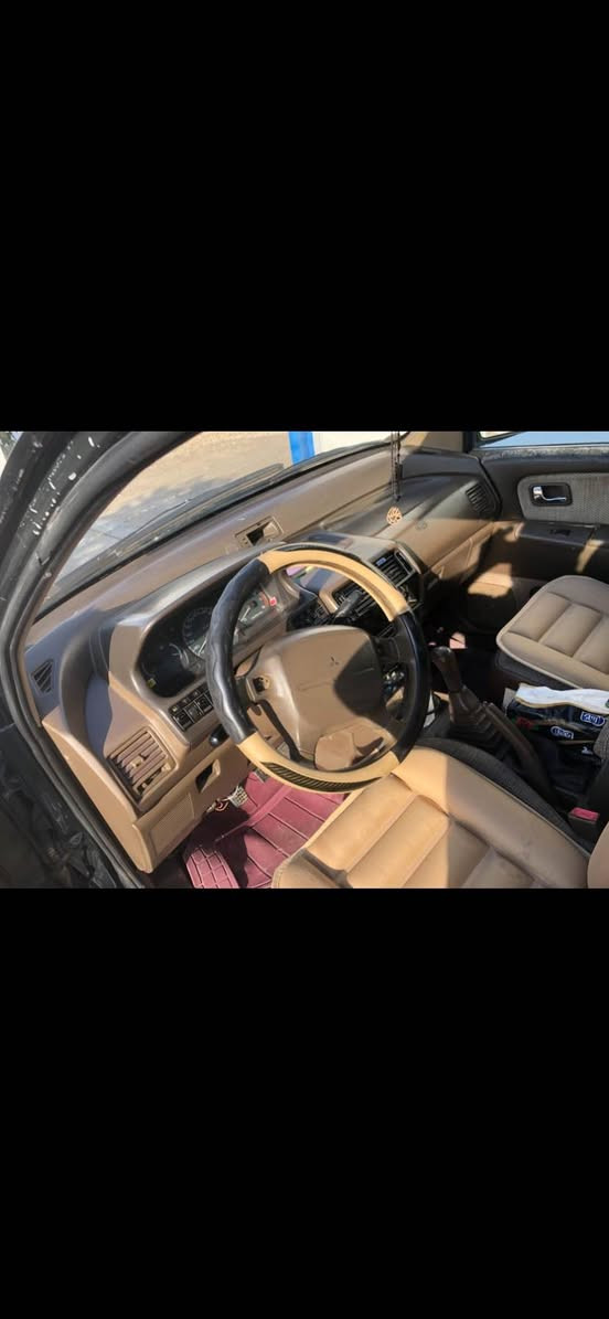 مستەربۆشی عایلای مۆدێل۱۹۹۳ گێڕ عادی
ژم:*********** السليمانية, العراق
