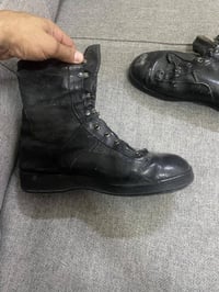 للبيع طيارين مصبوغ اسود بغداد ٠٧٧٣٧١٥٧٧١٠   قياس  ٤٥.٥ السعر ٥٠ الف بد...