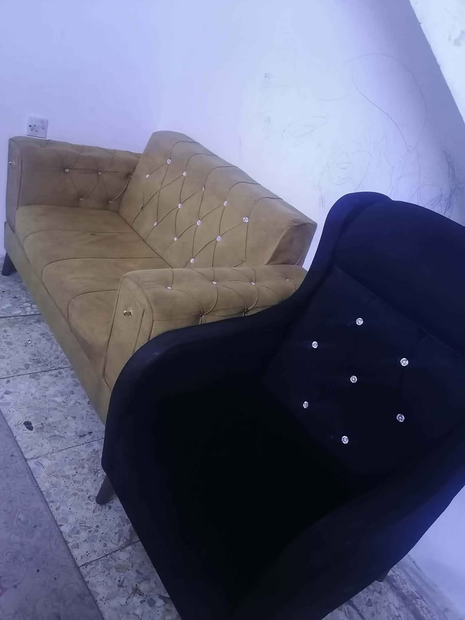 كاونتر مترين ونص ب ٢٠٠ 
غساله ١٥ كيلو ب ١٠٠
تخم ٤ مقاعد ب ١٠٠
ميز تلفزيون ب ٢٥
تخم الخشب ٤ مقاعد ب٥٠ 
غساله اطفال ب ٢٥
جرباية نفر ب٥٠ "مع الدوشك ضغط عالي"هدية" بغداد, العراق


**إذا كنت صاحب هذا الإعلان وتريد حذفه لأي سبب، رجاءا أرسل رسالة إلى الدعم الفني**