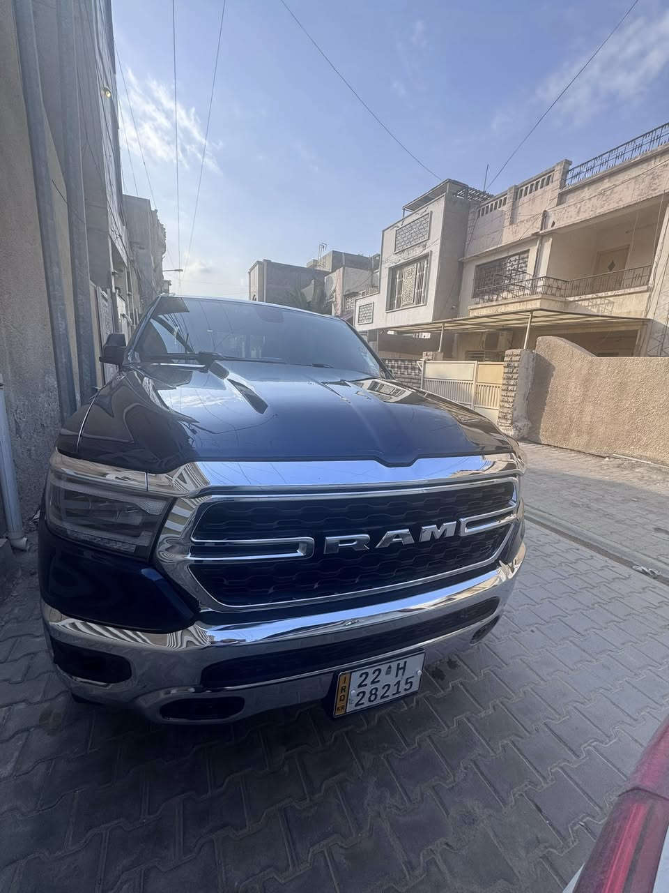 دوج رام موديل 2022 بك هورن لون ازرق غير محدد  وارد أمريكي سيارة مغلفة ppf  تخم تايرات جديد برمجة صدر وحدادية كامل السيارة جديدة مناقصها شي بيها باج تضليل الهزة والسنوية جديد باسمي ومزودة منظومة غاز 150 لتر ماشية 58 كيلو متر  قابل للزيادة الضرر قطعة واحدة فقط الباب خلف السايق بارد+تكيل +داخل صبغ 
السعر 340 وبيها مجال للبيع فقط مكان السيارة كركوك 
‭0770 138 3836‬
