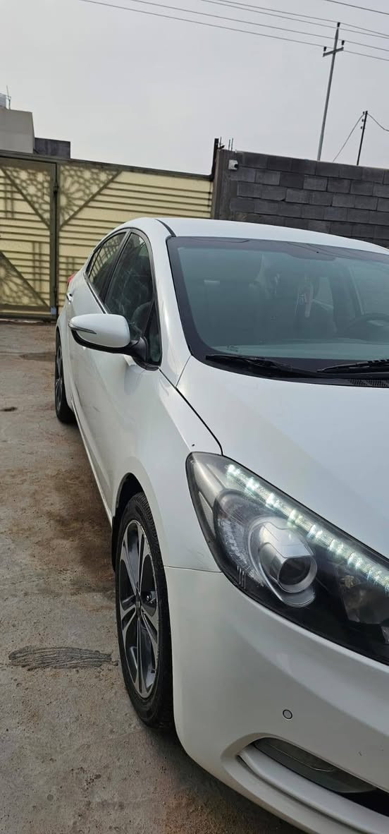 سلام عليكم كيه سيراتو موديل 2014
فول موصفات ما عده الفتحه حساسات خلفي امامي بصمه السياره كفاله من كلشي ما عده شبر بارد بل جاملغ المامي رقم شمالي السنويه 2030السعر 138 وبيهه مجال الرجا انه مكلف بنشر رقم صاحب السيار ***********
