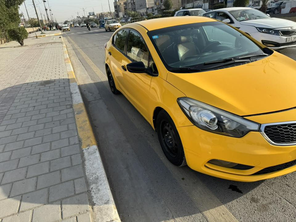 السلام عليكم كيا فورتي وارد امريكي
موديل 14 سياره حداديه جديده منظومه تبريد نهايت الصيف 

شديته جديدة

سياره بسمي كير مكينه حداديه تراي السياره خير من الله مابيه 

نقص ابد

حادث السيارة جاملغ امامي ايمن بدون دواخل 

مكان السياره بغداد الطالبيه 

رقمي *********** سعر السياره 105
