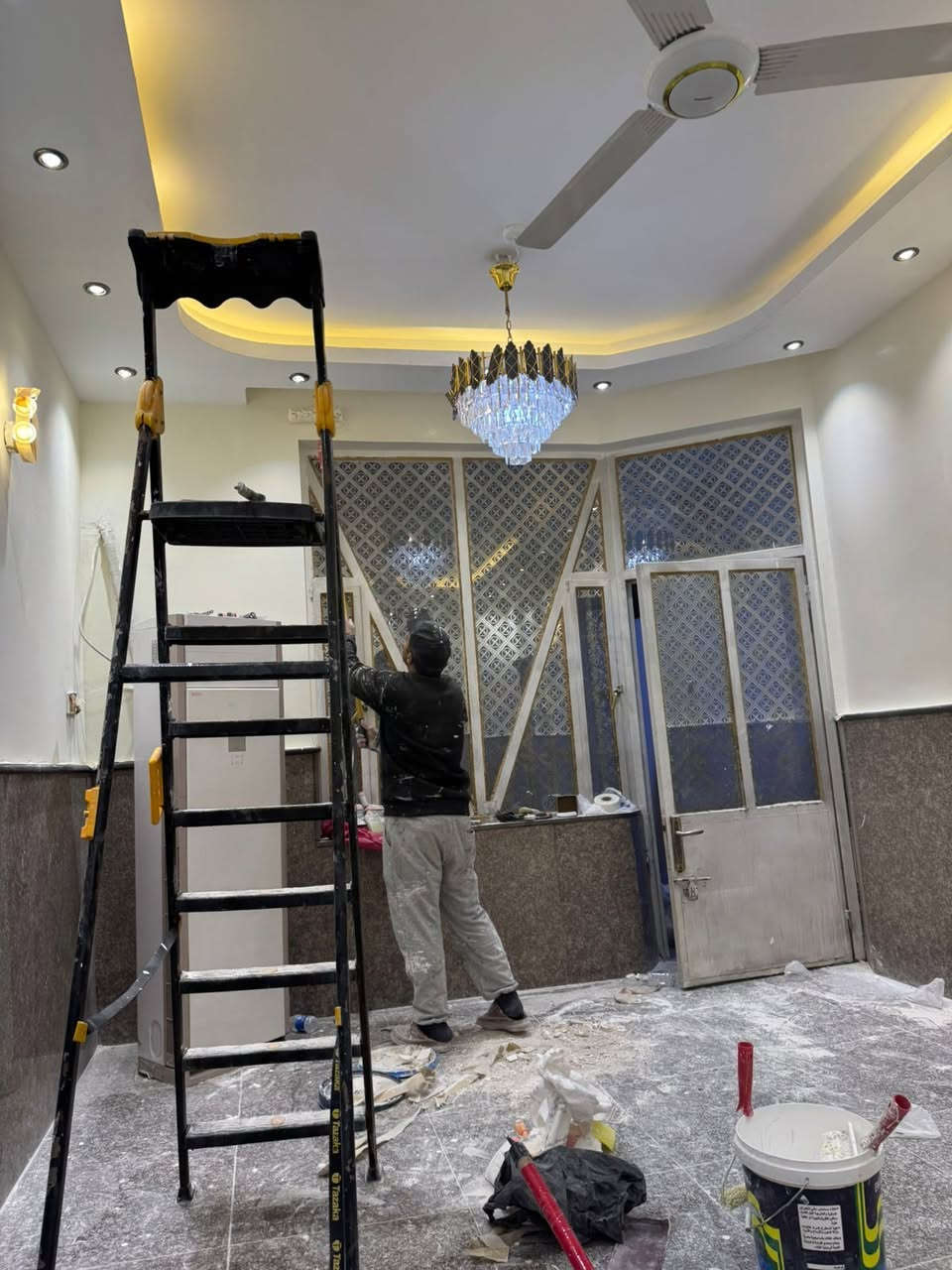 ابو حسن الصباغ لجميع انواع الصبغ واتساب ***********
