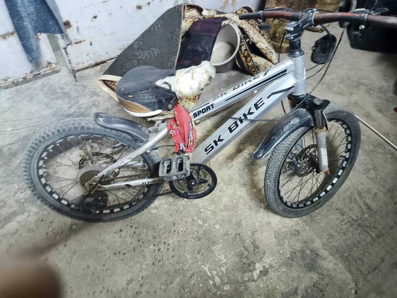 سلام عليكم بايسكلات حجم 26 و20 للبيع الجبير 50 وبي مجال بسيط والصغير 40 بي مجال بسيطط


**إذا كنت صاحب هذا الإعلان وتريد حذفه لأي سبب، رجاءا أرسل رسالة إلى الدعم الفني**