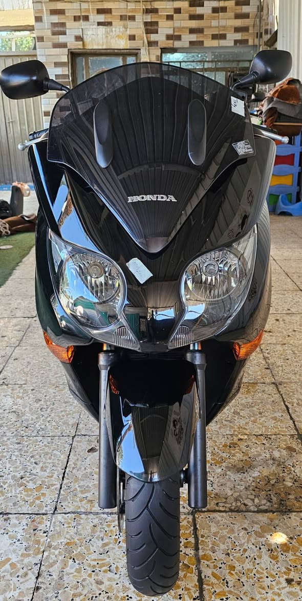 #تـــحفــه_فــنـيـه #رمبه_وكاله
ياالله فورزه MF صفر 10 فول مواصفات   جديده لوك نظافه 💯 بل 💯 اسود ملكي فول  المواصفات  

7 كير 4 تحويلات 

مسجل راديو 📻 بلاد 

نظام سبورت +اوتمواتيك 

تحكم ستيرن

اوكس موبايل 📱  

بصمه +سويج طوارئ 

سايد بريك +ستاند حساس 

المسافه المقطوعه 23 الف  حقيقي 

الدراجه بحالة الوكاله الجناي يتصل  ويدلل مكاني  بغداد  رقم 📱 *********** 

ملاحظه توصيل محافظات موجود الشماليه والجنوبيه اخوكم حسام فورزه 🇮🇶
