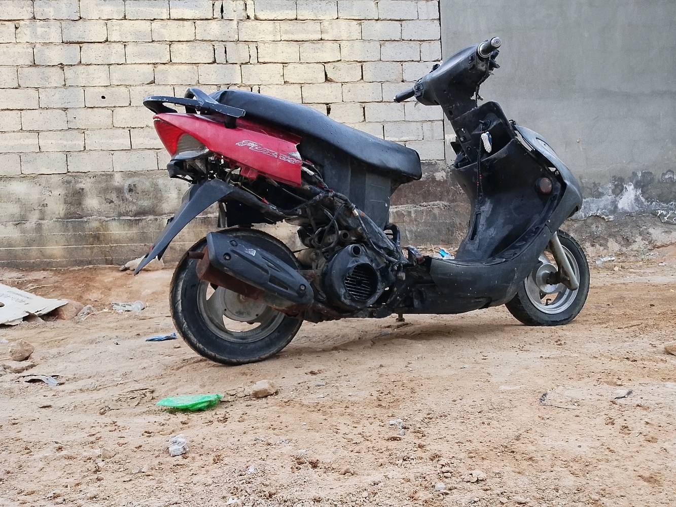 مراوس ماكس لو فراشه مستعجل كامكو جي 3 نكره سلف عوزه بس كفرات تمشي كلشي مابيه بس ادخن وباتري كاعد