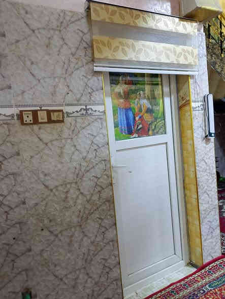 السلام عليكم بيت البيع طابو زراعي ابو الخصيب طريق الصحراء بشارع معرض الراشد كل خدمات متوفرة مساحه 100 متر بيت كلش نضيف حلو مرتب السعر 65 اتصل ***********
