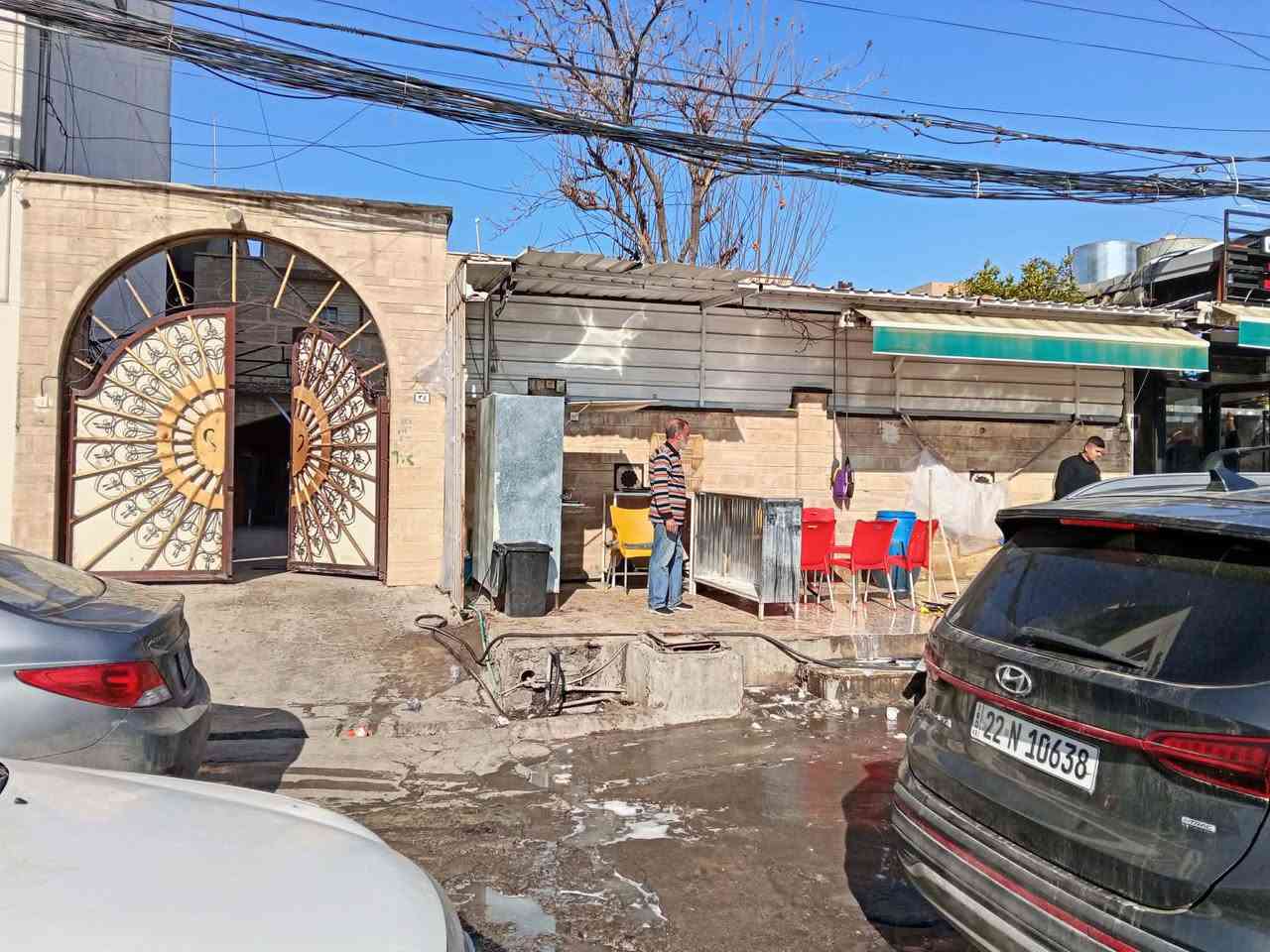 ا
دار للبيع  تجاري في شارع البريد الرئيسي مساحه 300م واجهه 10للاستفسار 
***********
