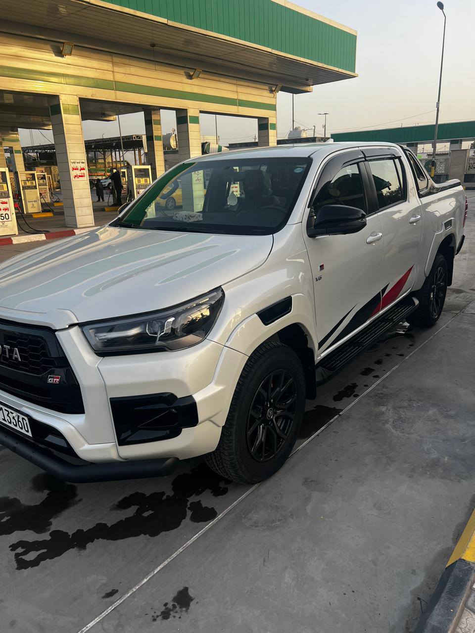 سلام عليكم بيكم تيوتا جي ار موديل2022سياره كفاله عامه من رصعه من صبغ من ضربه ماشيه 37الف حقيقي 
مكان السياره بغداد السعر 425يعني اربع دفاتر و25ورقع رقم***********
