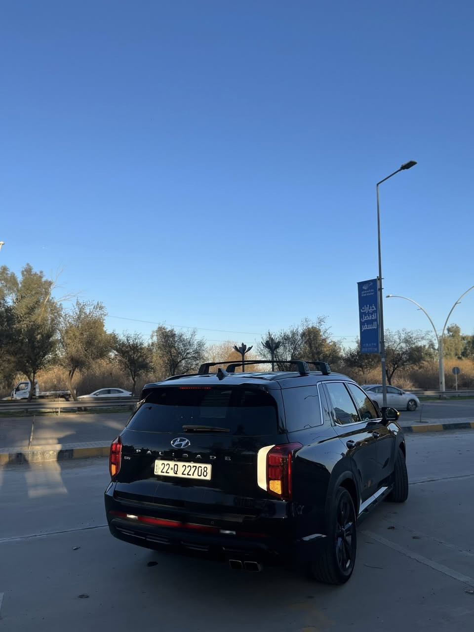 السلام عليكم
هيونداي بالاسيد / Hyundai palesade XRT

موديل : 2023

فئة XRT

اللون : اسود ملكي🔥

ماشية 25 مايل فقط 

سيارة جديدة 

الضرر موضح بلصور جداً بسيط بدون ارباك بدون دواخل بشرط

مرقم اربيل وكامل تحويل ثاني يوم 

مكاني موصل

 - مواصفات السيارة XRT -

بصمة تشغيل وترحيب ليزري انارة

سلايد روف

شفتات ستيرن

سمعات هارمن كاردن

مقاعد جلد

مقاعد امامية تدفئة

قيادة ذاتية تفاعلية

حساسات خلفية

رادار امامي تنبية ماقبل الاصدام وتوقف ذاتي رادار خلفي تنبية ماقبل الاصدام وتوقف ذاتي

حساس اجتياز

كامرا أمامية ( تحديد مسار )

صندوق خلفي كهرباء + فتح تلقائي عند الاقتراب مودات قيادة ( ذكي/ رياضي/ اقتصادي/مريح /ثلجي)

نظام جر المقطورة

لايتات + كشافات + لد نهاري زنون شاشة متصل الشكل الجديد

اطارات حجم ٢٠ والويل لون بلاك شاحن موبايل واير لس

المرآة الوسطية تعتيم ذاتي وجانبية تعتيم وهيتر مراية جانبية اشارات بالمريا الجانبية

نظام نزول منحدرات

هاندبريك بصمة

تشغيل عن بعد

للأستفسار 

***********
