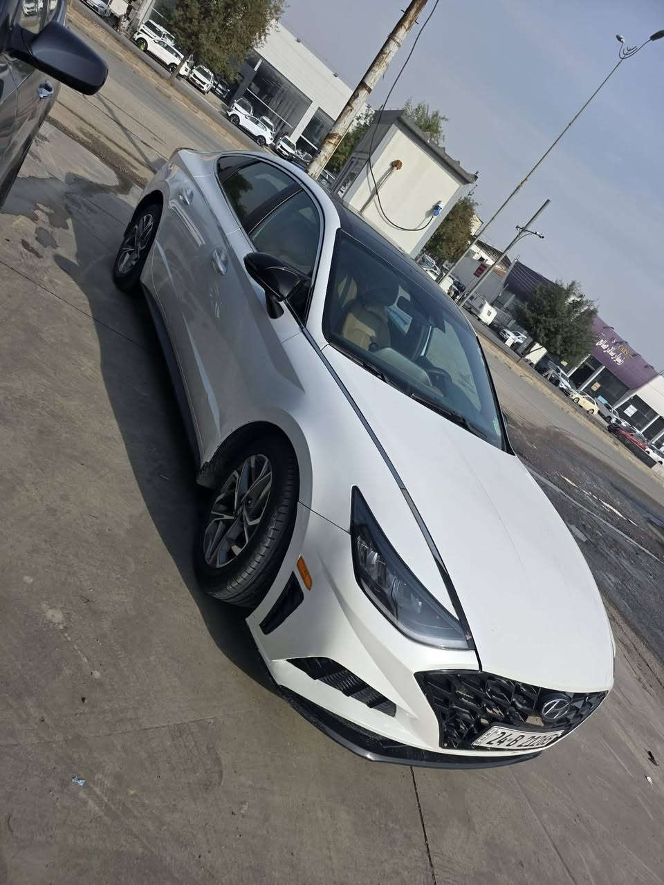 هونداي سوناتا موديل 2020 وارد امريكي محرك 2500 تنفس طبيعي  باسمي هزه ورقم جديد.    بيها بس جاملغ. سياره فول مواصفات فتحه    كير لمس لا يت زنون بلاد.    اهم تاير جديد  كاميرات اماميه  حداديه  كله جديد بلادي سياره جاهزه من كلشي وجديد   سياره  جاهزه مواصفات               السعر 168 وبيها مجال        العنوان بابل     ***********
