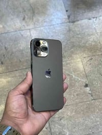 ايفون 13 promax  لون اسود  ذاكره 512  وتر وتر ممفتوح ابد على وضع شركه ...