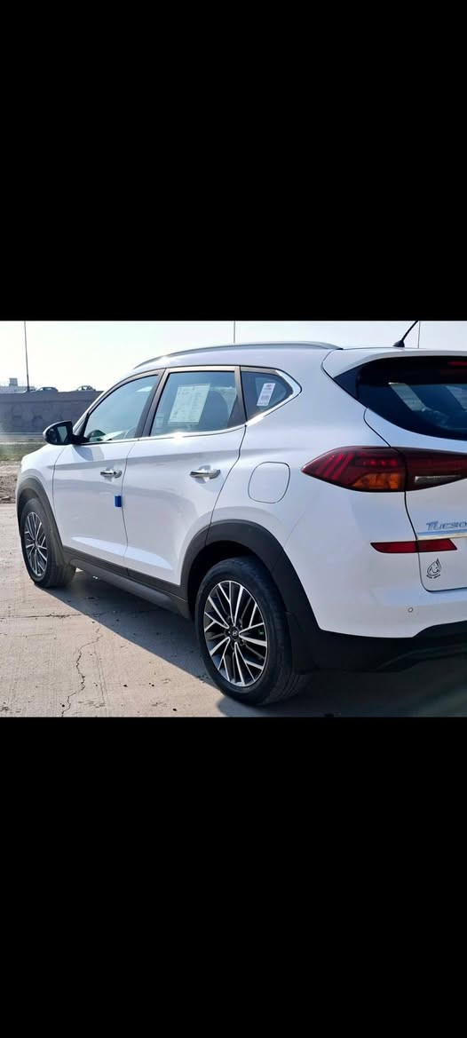 من رخصت مدير الكروب المحترم السلام عليكم توسان ٢٠١٩ وارد خليجي شركه الكاصد مكينه ٢٠٠٠ دوش المرغوبه ماشيه  ٦٩ الف  فول مواصفات عدا البانوراما لايت  خمس عدسات  بصمه تشغيل وبيبان هند بريك بالرجل كراسي جلد لونين  الامامي ٢  كهرباء ويل كروم  شاشه كبيره ترحيب يدات مرايات شفط اشاره وترحيب كير مكينه مكفولات شرط مامفتوحات صدر أمامي وخلفي جديد تخم تاير السياره بيهه بنيد مبدل او باب السايق مصبوغ السعر  (  ١٨٨ ) بيهه مجال الاتصال   ***********  مكان بغداد
