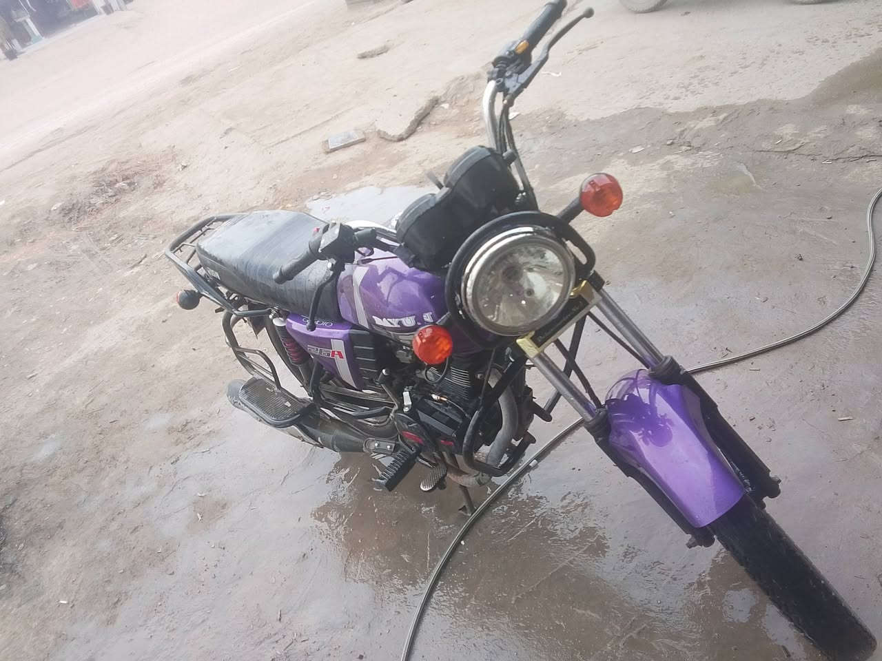 سلام عليكم دراجه للبيع دراجه نضيفه ما مفتوحه موديل 2025اتصل تفاصيل عله رقم ***********
