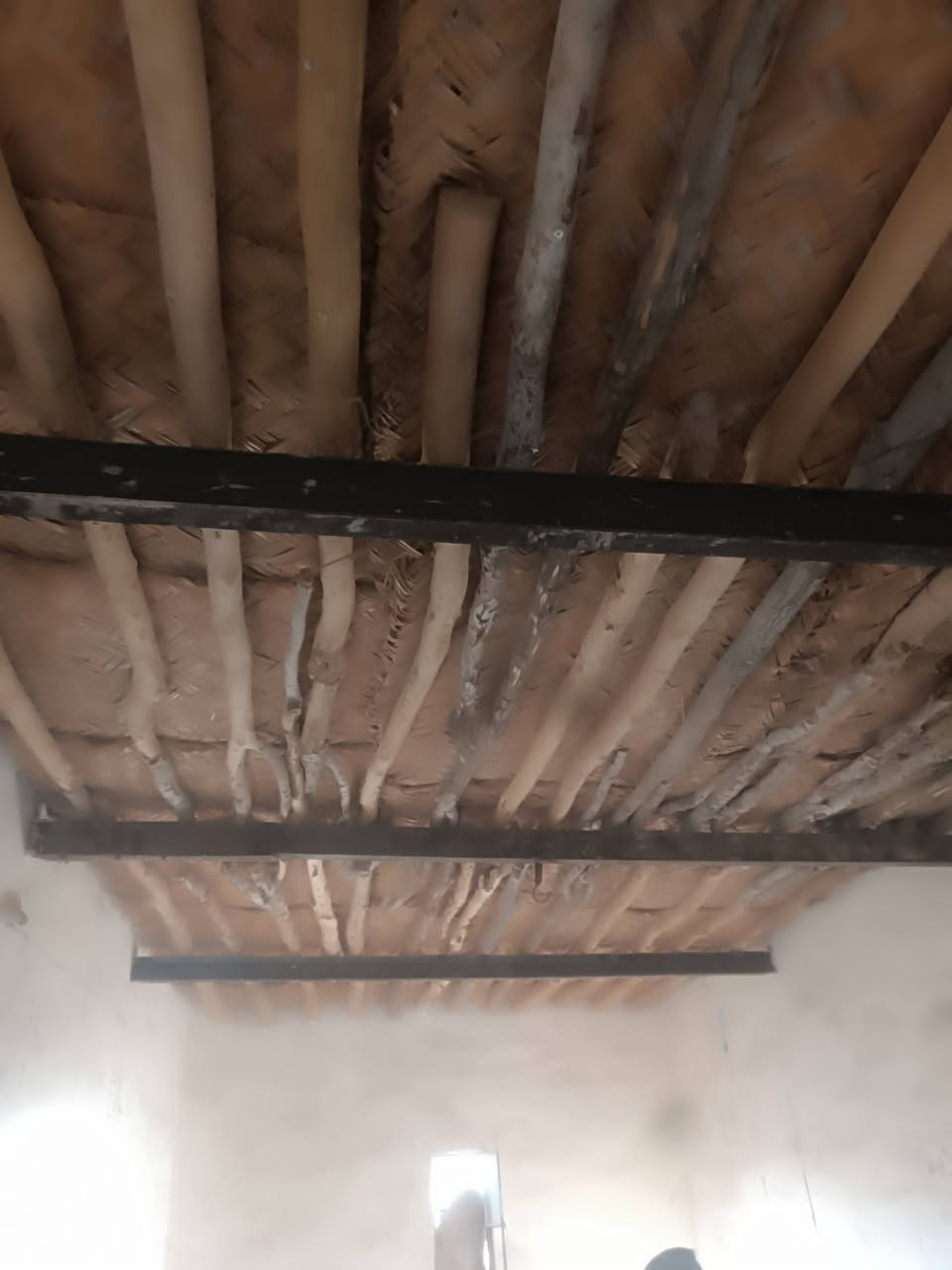 متاح للبيع كله نظيف للتواصل ***********
