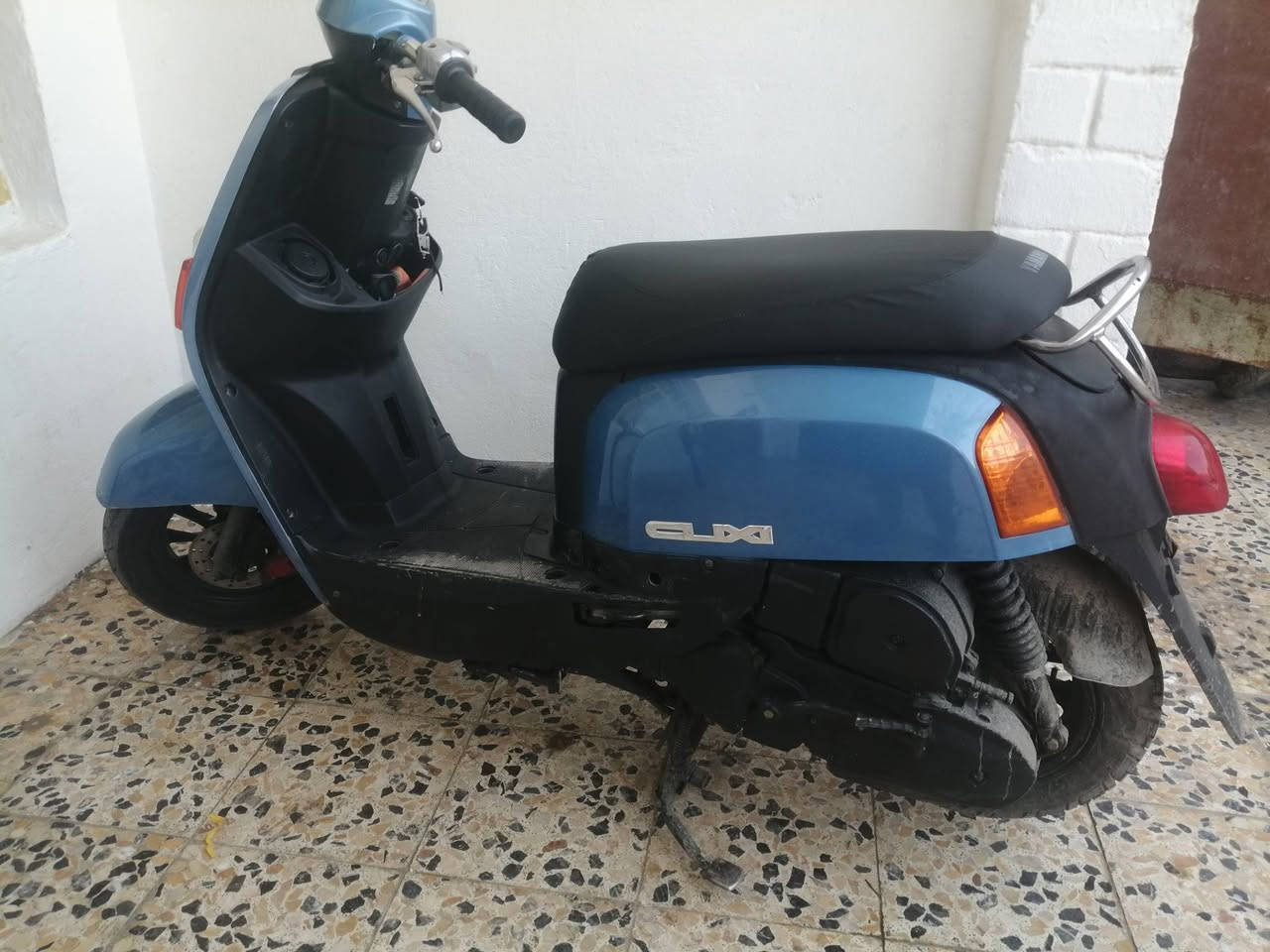 بوليسي سعره650وبيهامجال***********
