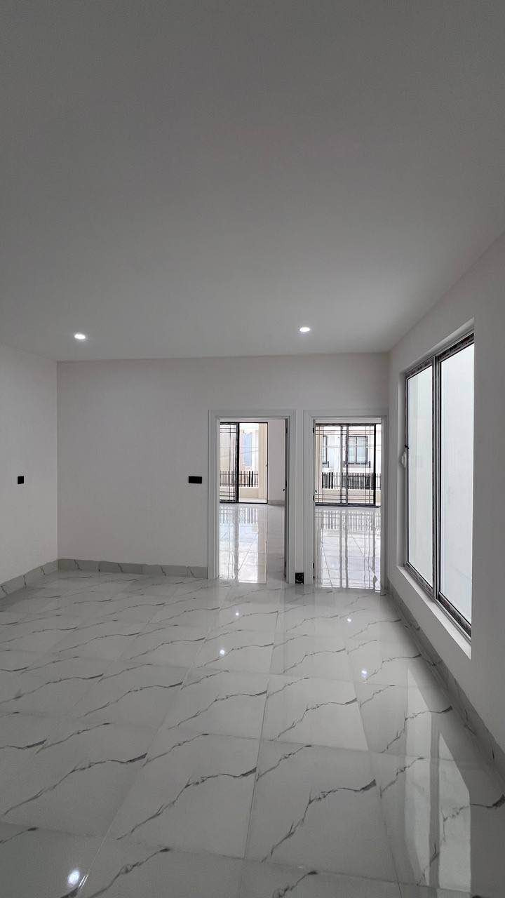 كود اعلان 8/75
بيتين زيرو للبيع في أربيل
حي فرمان بران قاطع 8000

المساحة: 125متر 
يتكوّن من:
 • 4 غرف نوم
استقبال 
مطبخ حار+بارد
تمليك طابو صرف
للتواصل 📞
***********
***********
***********
**************
في حال لم يتوافق العقار مع رغبتكم او لم يكن بقدر امكانيتكم زوروا موقعنا على تلكرام للتصفح على اكثر عدد من العقارات المتوفرة 
https://t.me/muhemenalkhalid أربيل, العراق
