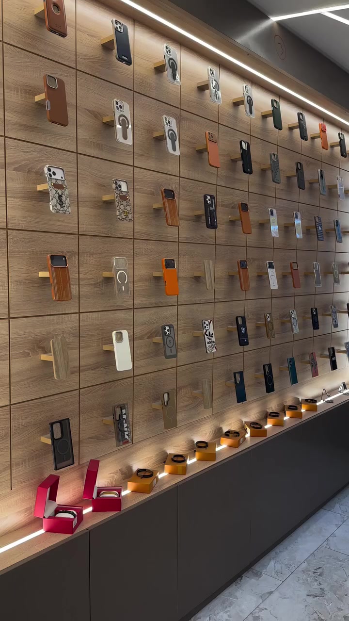 📱 قمة التميز للهواتف الذكية - عنوانك للأجهزة المضمونة 📱
​نقدم لكم اليوم قطعة مميزة تجمع بين الأداء القوي والأناقة اللامتناهية:
​✨ iPhone 16 Pro Max ✨
​المواصفات التي تبحث عنها:
​اللون: صحراوي تيتانيوم (Desert Titanium) 
​الذاكرة: 256 جيجابايت (مساحة واسعة لكل صورك وفيديوهاتك) 💾.
​البطارية:94% (أداء ممتاز يدوم معك طويلاً) 🔋.
​النظافة: 100% (الجهاز بحالة الوكالة) ✨
​لماذا تختار قمة التميز؟ 🏆
​نحن نحرص على تقديم الأجهزة الأصلية والمفحوصة بعناية لضمان رضاكم التام.
​📍 تفضل بزيارتنا الآن:
[ الرمادي - شارع السينما - مقابل فرع الشورجة ]
​📞 للتواصل والاستفسار:
[ *********** ]
​قمة التميز.. حيث تلتقي الجودة بالثقة! 🤝
#قمة_التميز #الانبار #الرمادي #ايفون
