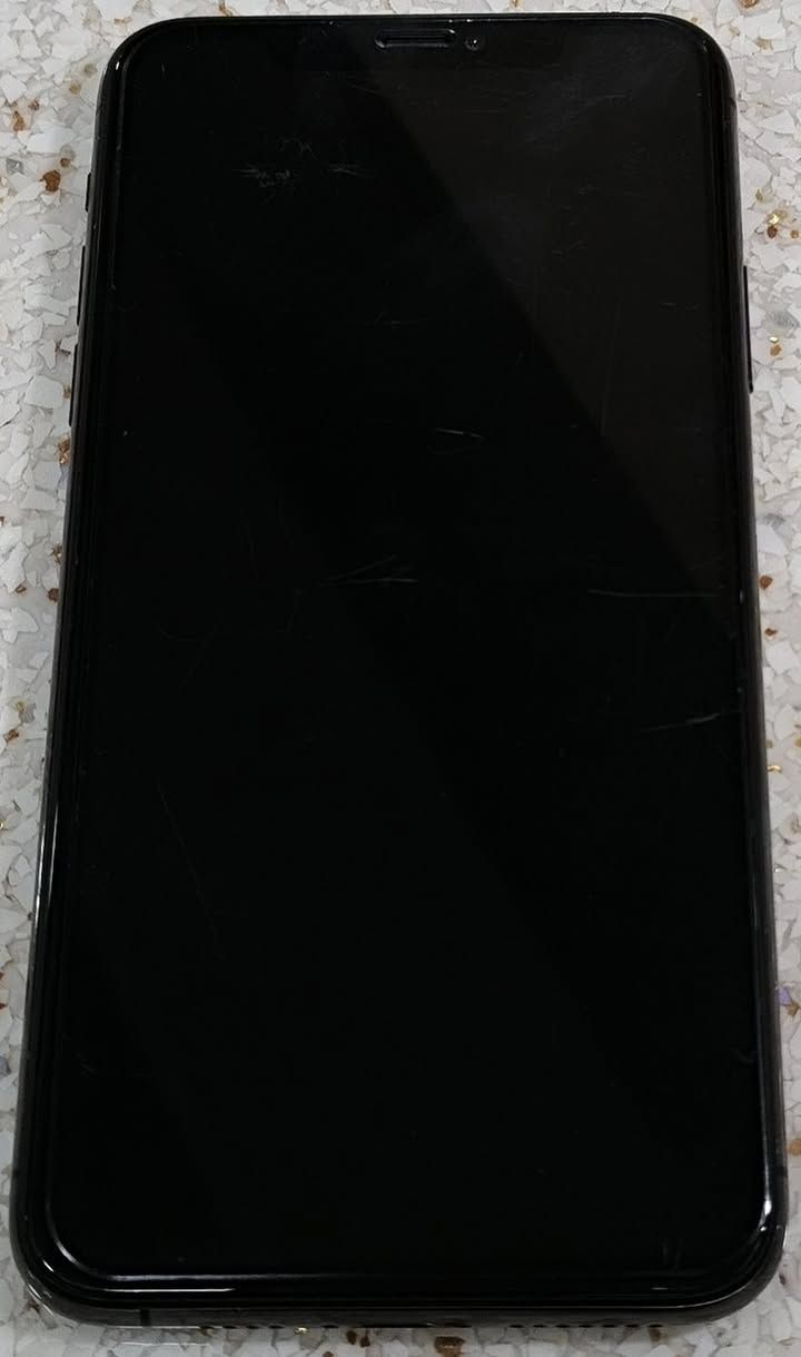 iPhone 📱 11 pro max
ايفون 11 برو ماكس ذاكرة 256 مبدل بطارية فقط 
اخو الجديد ب300 الف وبي مجال قليل


**إذا كنت صاحب هذا الإعلان وتريد حذفه لأي سبب، رجاءا أرسل رسالة إلى الدعم الفني**