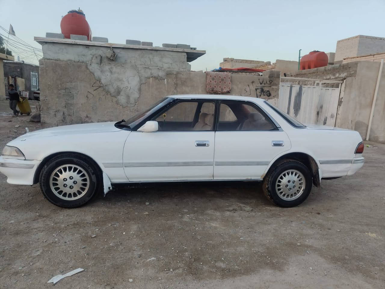 سيارة مارك عضم للبيع كفالة من الكص والنقل الجثه رقم انكليزي بسمي تبريد شغال منضومه جديدة  محرك ونجي ناعم كهربائيات كلهه  شغاله مكان نجف حي الرحمه السعر 50 او بيهه مجال ***********
