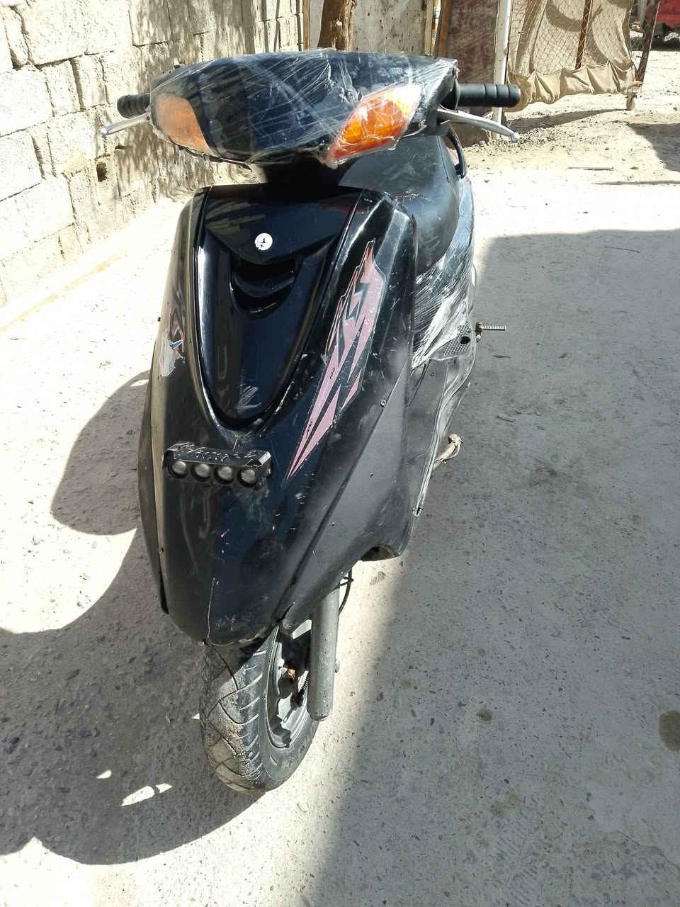 دراجه بريز سرعه 140 تشتغل سلف وهندر مكينه نضيفه كهربائياتهه كلهه شغاله قفل ستيرن  شغال دبلات شغاله سعر 250 مكاني بغداد مدينه الصدر شراي يتصل ***********بيه واتساب
