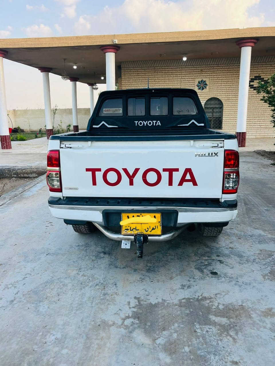 يا الله سلام عليكم 
للبيع تيوتا هايلوكس فور ويل موديل 2014 
وارد سعودي كير عادي سياره كفاله عامه 
كير محرك صدر وره وكدام تخم تاير سياره ما 
تصرف عليها الف رقم شمالي سنويه ل27 
تريد وكاله تريد تحويل سعر 195 وبيها مجال قليل 
عنوان واسط صويره شحيميه 
***********
