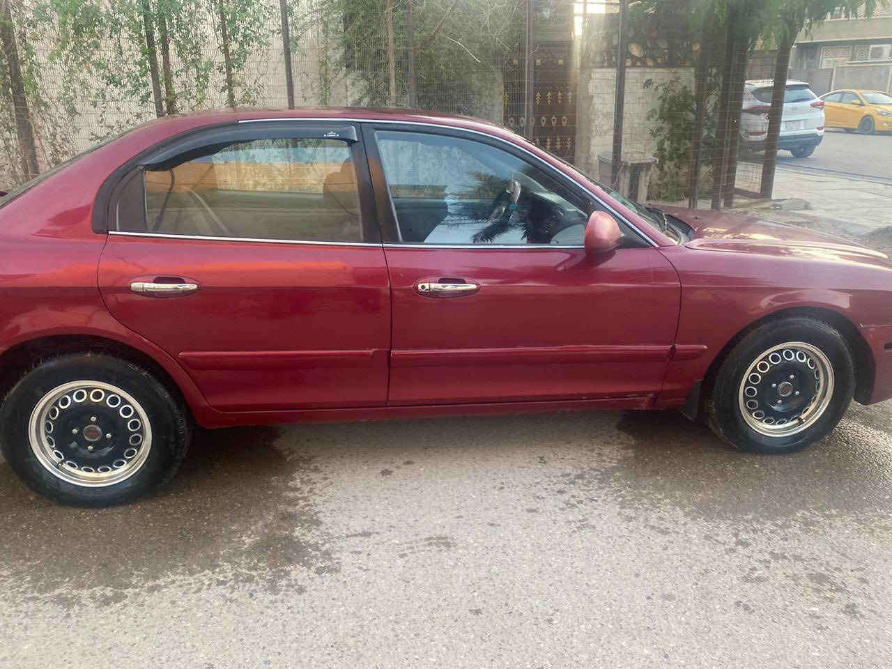 السلام عليكم
اوبتيما 2004 محرك 2000 تنفس طبيعي كير اوتو 
كير ومحرك مظبوط سنترلو تقفيل مركزي ايباد اندرويد السيارة مصبوغه عام حادثه جاملغ خلفي منجهة الصدر تبريد ويه السويج ادامة كاملة لمنظومة البانزين السيارة جاهزة انشالله من ميكانيك وكهرباء تخم ويل كب وتايرات بحاله جيدة سبير مع جك السنوية غير نافذة العنوان بلدورة السعر ب63 $وبيه مجال حك الجيه 
رقم صاحب السيارة 
 0773 005 4480
مكلف بلنشر!
