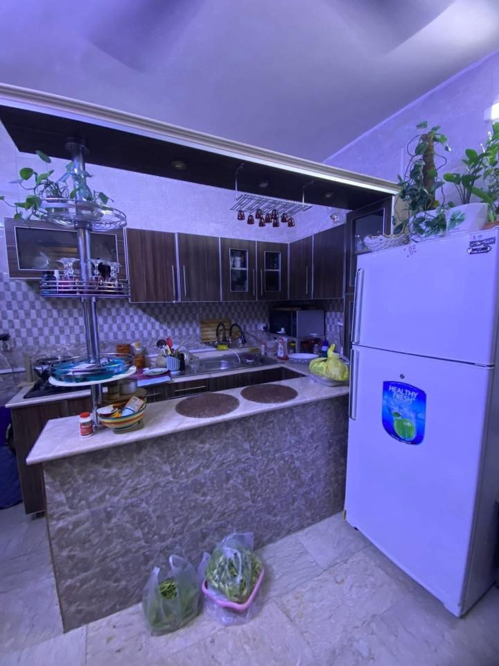 🏡 دار حديث للبيع – موقع مميز في الأعظمية

✨ أول بيت داخل قيصرية – مدخلين 🚪🚪

📐 المساحة: 60 متر    📏 الواجهة: 10 متر

🏠 يتكون من:
• 3 طوابق
• صالة مريحة
• 3 غرف نوم
• مطبخ
• خدمات عدد 3
• مخزن

📍 الموقع: الأعظمية – الأخطل
قيصرية هادئة تحتوي على 5 بيوت فقط

للأستفسار
                              ***********                   
—————————————————————
📍أو #زيارة #الموقع -#الاعظمية . #خلف #جامع #العساف
 (#المستقبل #للأستثمار #والتسويق #العقاري)
#مقاولات #عامه - #بيع #وشراء #الدور #والاراضي #والبنايات #السكنيه #والتجاريه -#بناء #هدم #ترميم- #تصاميم #هندسيه #الجميع
