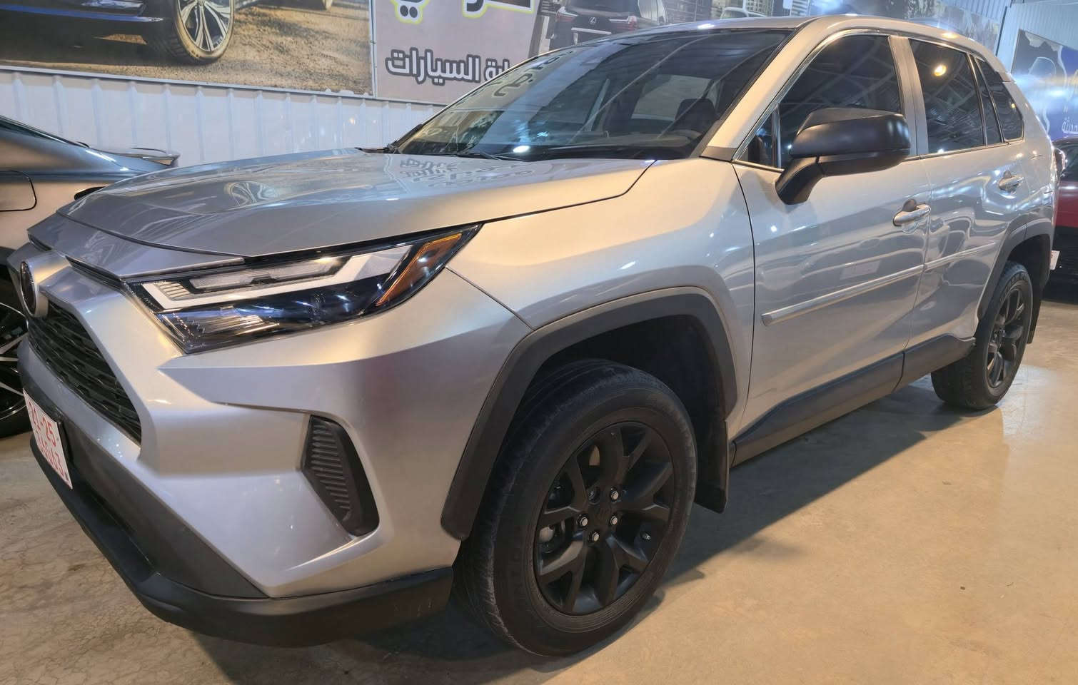 TOYOYA RAV4  LE  4*4
السعر  220 $
اللون سلفر
وارد امريكي
عدد المسافات ٥٩ الف ميل
السياره دفع رباعي 4*4
حادثها موضح بالمنشور
مواصفات ال LE
شاشه لمس
كاميرا خلفيه
حساسات اماميه
رادار  امامي وجانبي
تحديد مسار وتحديد سرعه
وباقي مواصفات الراف الامريكي
كاتي تترقم شمالي
العنوان كركوك 
هاتف   ***********
